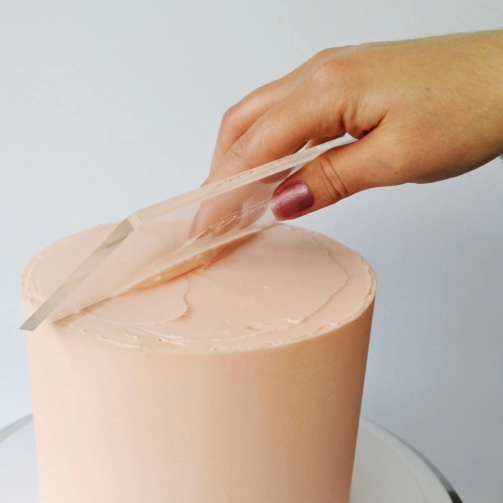 Cake Craft Company Professional Acrylic Deluxe Cake Scraper Cake Craft Company Professional Acrylic Deluxe Cake Scraper -Wilton Shop cake craft company professional acrylic deluxe cake scraper p12954 44962 image