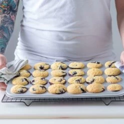 Decora 24 Cups Mini Muffin Pan 38,5 X 26 X 2 H CM -Wilton Shop decora 24 cups mini muffin pan 38 5 x 26 x 2 h cm p5393 26912 image