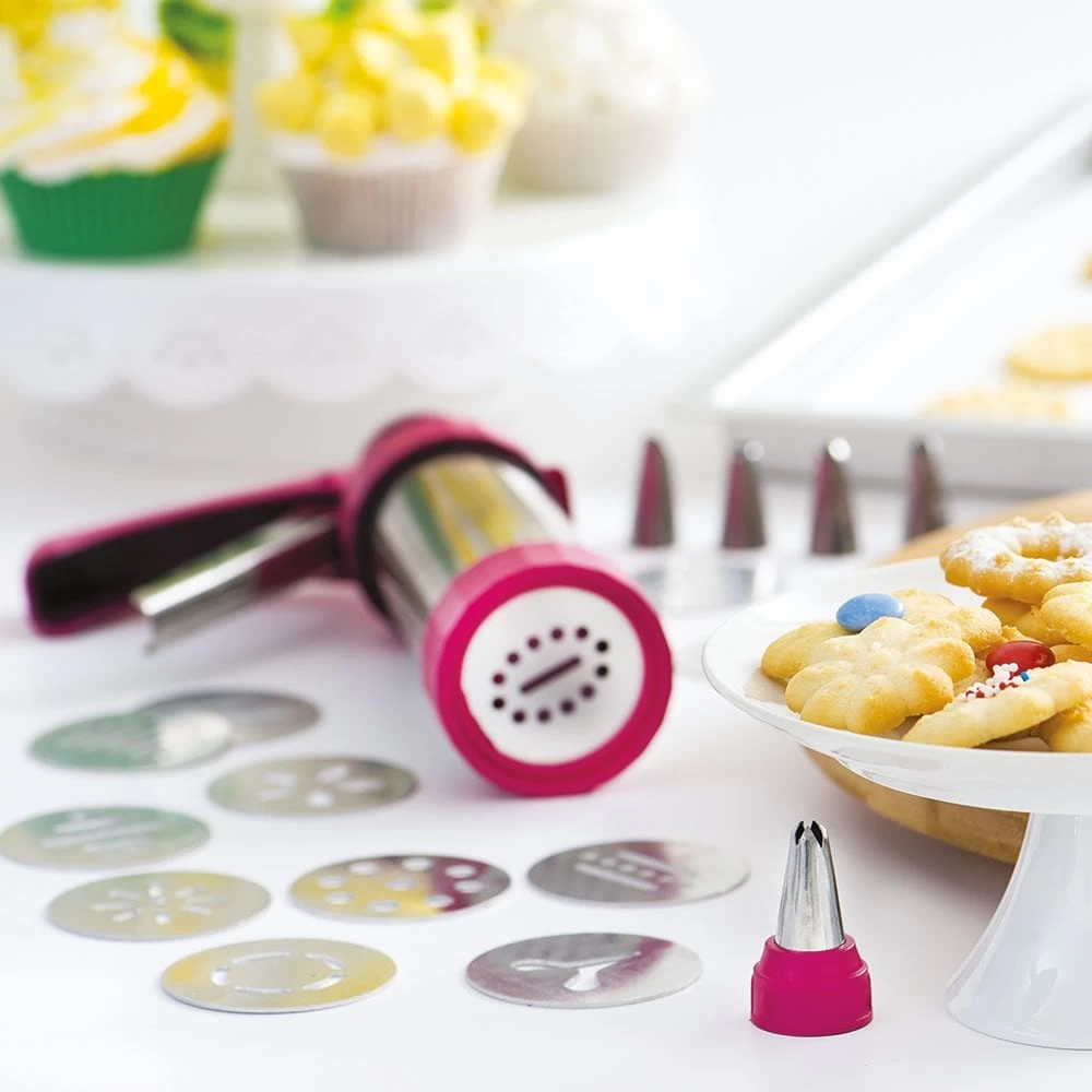 Decora Cookie Press with pattern discs and nozzles Decora Cookie Press With Pattern Discs And Nozzles -Wilton Shop decora cookie press with pattern discs and nozzles p6435 27353 image