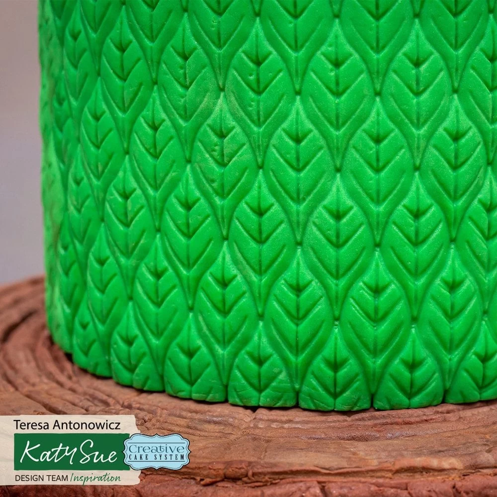 Katy Sue Designs Katy Sue Moulds - Seamless Scandi Leaves Silicone Mould Katy Sue Designs Katy Sue Moulds - Seamless Scandi Leaves Silicone Mould -Wilton Shop katy sue designs katy sue moulds seamless scandi leaves silicone mould p13187 46077 image