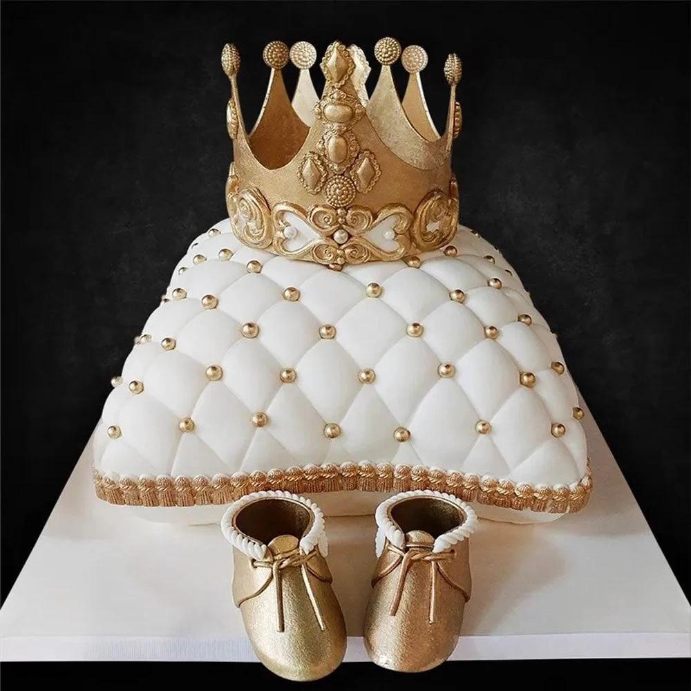 Marvelous Mould Left Essential Swirl - Sculpted Scroll Molds Marvelous Mould Left Essential Swirl - Sculpted Scroll Molds -Wilton Shop marvelous mould left essential swirl sculpted scroll molds p16088 56049 image